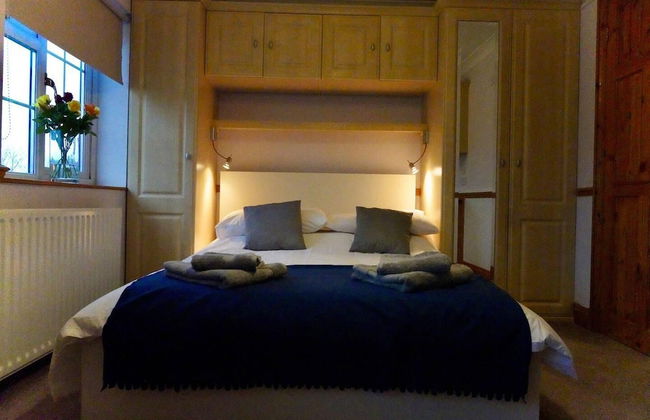 Captivating 4-bed House in Milton Keynes - Foto 2