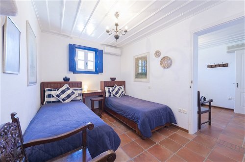 Photo 10 - Beachfront Spetses Spectacular Fully Equipped Traditional Villa Families/groups
