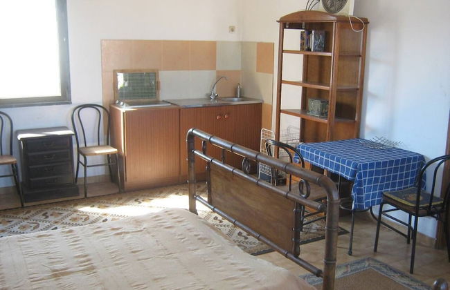 Room in Guest Room - Private Room on a Terrace With Garden - Foto 3