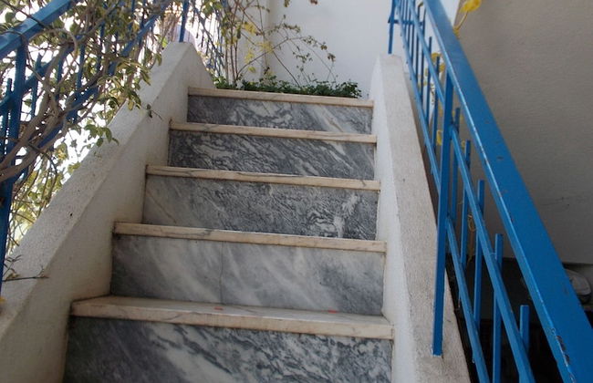 Room in Guest Room - Private Room on a Terrace With Garden - Foto 9
