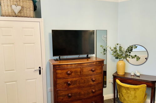 Photo 2 - Stunning 2-bed-2bath Apt in Whitby With Parking