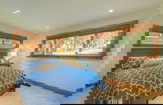 Photo 2 - Henderson by Avantstay Lake View! Walk to Beach, Garwoods & More!