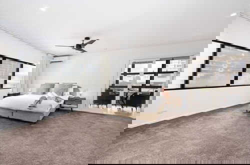 Foto 2 - Driftwood Apartments - Wow Stay