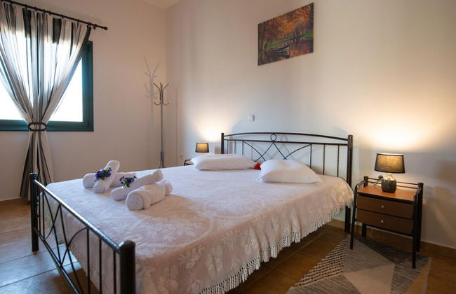 Peroulakis Traditional House - Photo 17