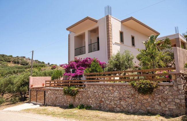 Peroulakis Traditional House - Photo 1