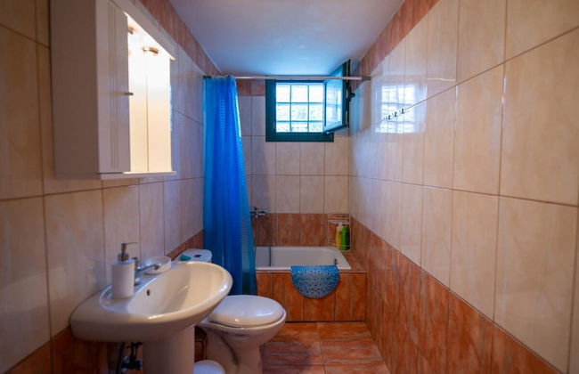 Peroulakis Traditional House - Photo 26