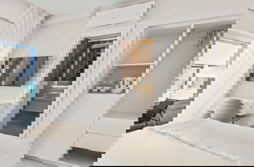 Photo 5 - Phaedrus Living: Limassol Seaside Residences 04