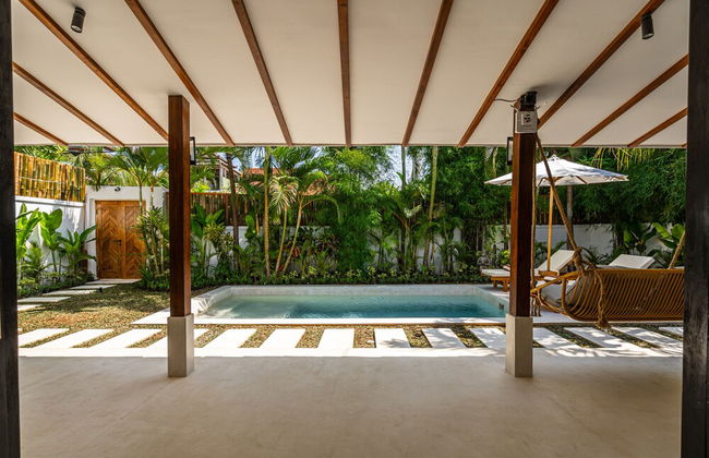 Udara by EVDEkimi - Spacious 4BR Pool villa with Lush garden at Artistic Center of Ubud - Photo 68