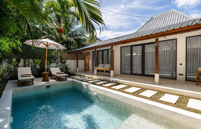 Udara by EVDEkimi - Spacious 4BR Pool villa with Lush garden at Artistic Center of Ubud - Photo 1