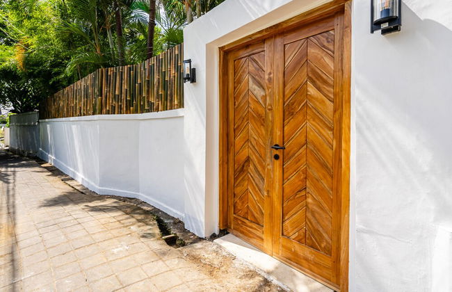 Udara by EVDEkimi - Spacious 4BR Pool villa with Lush garden at Artistic Center of Ubud - Photo 64