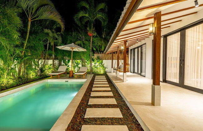 Udara by EVDEkimi - Spacious 4BR Pool villa with Lush garden at Artistic Center of Ubud - Photo 41