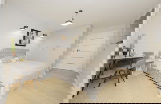 Foto 3 - Apartment for 6 in Warsaw by Renters