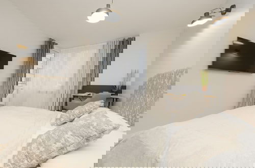 Foto 2 - Apartment for 6 in Warsaw by Renters