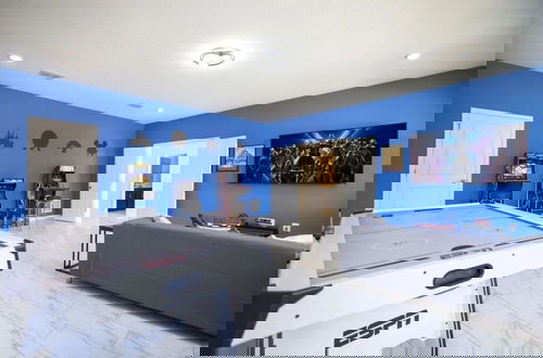 Foto 41 - 9 Bed Fun Rooms For Everyone Pool & Spa 9 Bedroom Home by RedAwning
