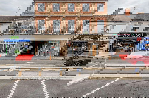 Foto 1 - Luxury 2 Bedroom Apartments with Parking