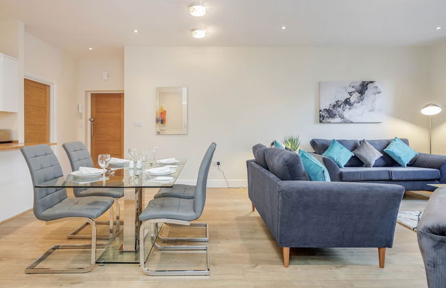 Luxury 2 Bedroom Apartments with Parking - Foto 61