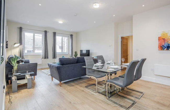 Luxury 2 Bedroom Apartments with Parking - Foto 80