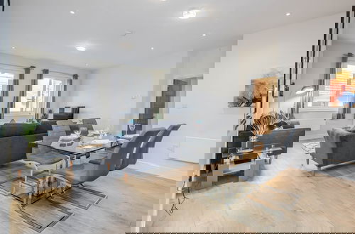 Foto 80 - Luxury 2 Bedroom Apartments with Parking