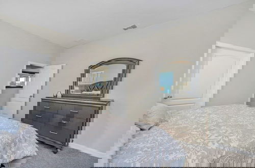 Foto 2 - 6 Bed 4 Bath Solterra Beautiful Home! 6 Bedroom Villa by RedAwning