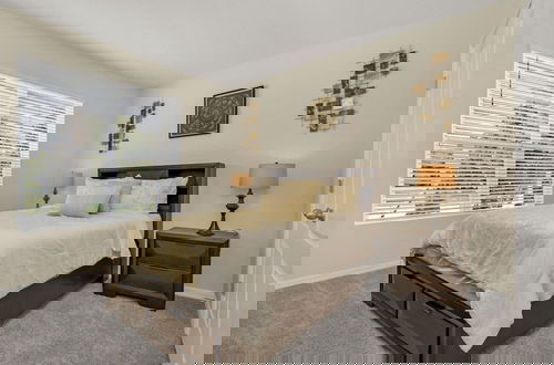 Foto 3 - 6 Bed 4 Bath Solterra Beautiful Home! 6 Bedroom Villa by RedAwning