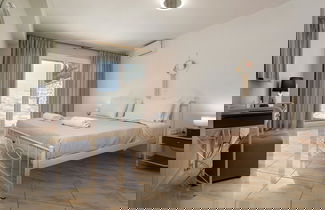 Photo 1 - Tumeremos Holiday Apartment for 8 People Private Bbq Area