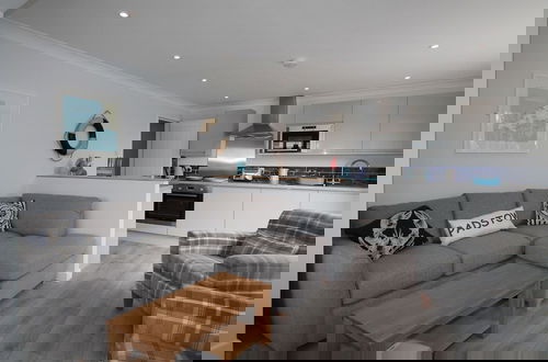 Photo 19 - Mawgan Porth Apartments