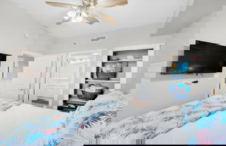 Photo 3 - Azure #407
