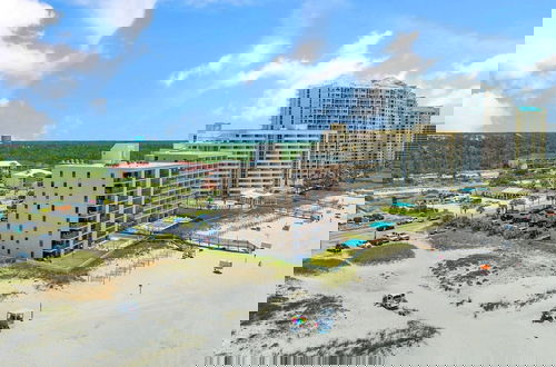 Foto 27 - Ocean Breeze East 703