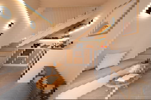 Foto 6 - Sugarwhite Suites