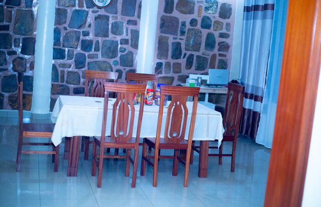 Inviting 6-bedrooms Apartment in Kigali - Foto 16