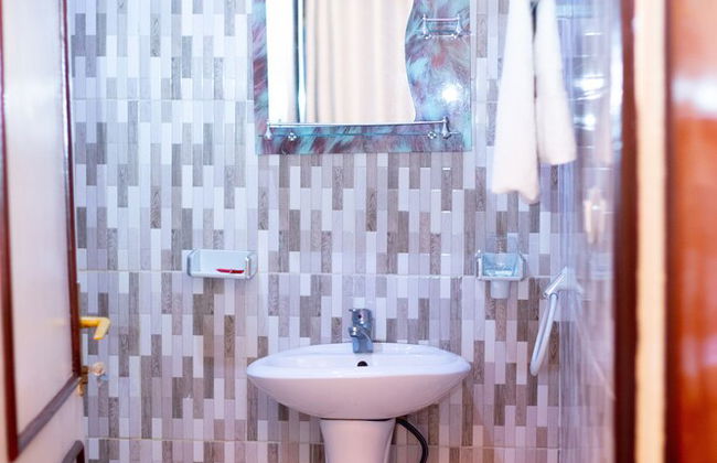 Inviting 6-bedrooms Apartment in Kigali - Foto 12