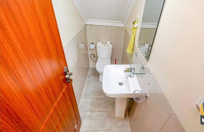 Inviting 6-bedrooms Apartment in Kigali - Foto 13