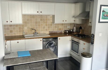 Beautiful 2-bed Apartment in Rhosneigr - Photo 6