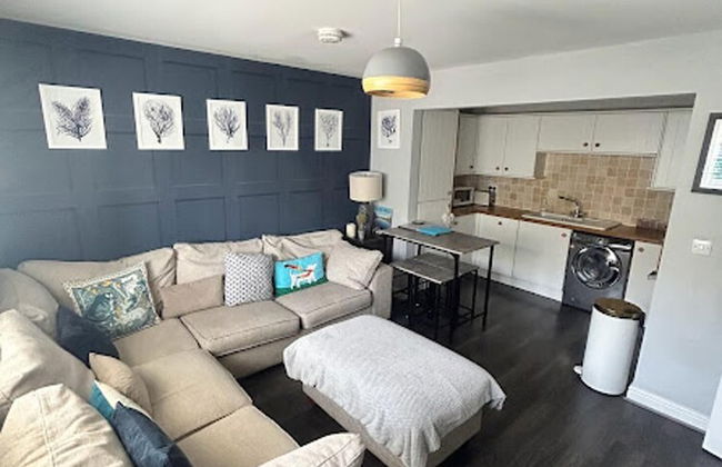 Beautiful 2-bed Apartment in Rhosneigr - Photo 8