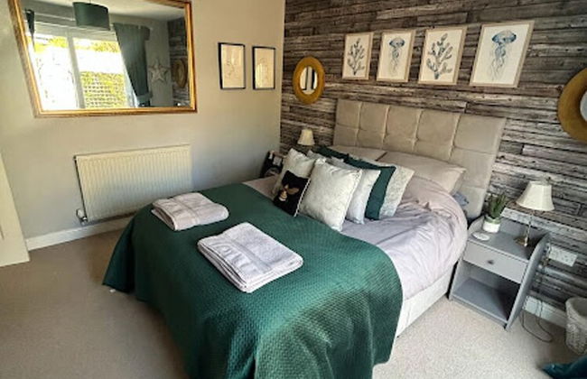 Beautiful 2-bed Apartment in Rhosneigr - Photo 5