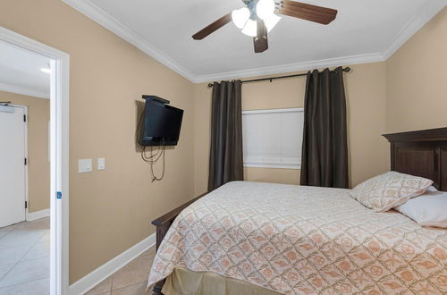 Photo 6 - Emerald Isle Unit 202