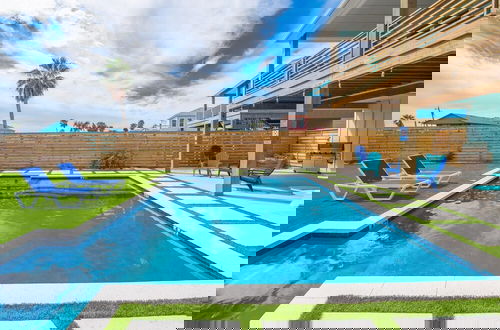 Foto 50 - Glory Daze - Private Pool! Beach Gear Credit Included!