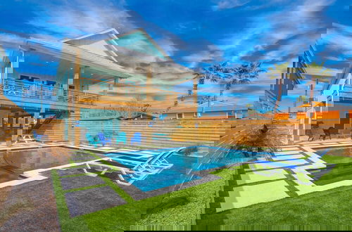 Foto 47 - Glory Daze - Private Pool! Beach Gear Credit Included!