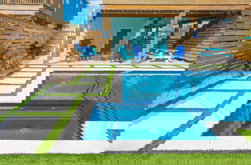 Foto 58 - Glory Daze - Private Pool! Beach Gear Credit Included!