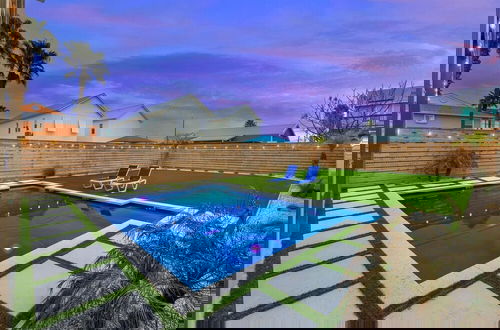 Foto 62 - Glory Daze - Private Pool! Beach Gear Credit Included!