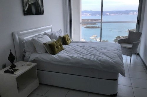 Foto 4 - 2 Bed Penthouse Apartment With Stunning Sea View