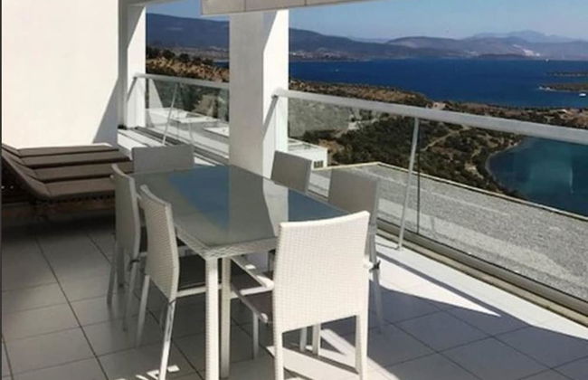 2 Bed Penthouse Apartment With Stunning Sea View - Photo 18