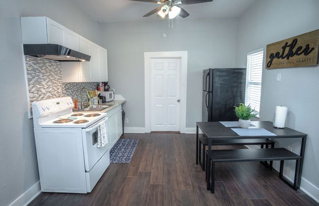 Classic 1br/1ba Charming Apt w/ Modern Upgrades - Foto 5