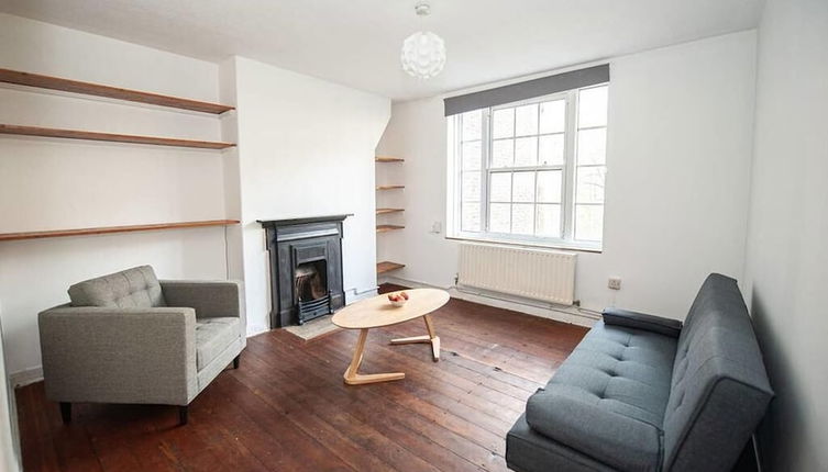 Photo 1 - Central London 2BR Apartment in Waterloo