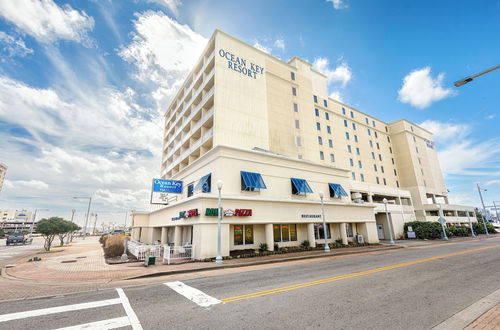 Photo 11 - The Ocean Key Virginia Beach Resort