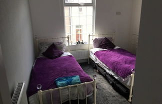 Photo 3 - Churchendcottage-2br-sleeps4-petsok-parking