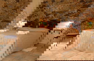 Photo 12 - Antico Borgo Etneo Country Hotel