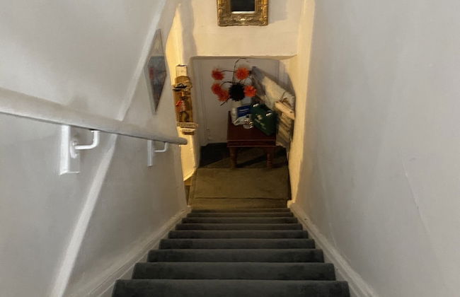 Stunning 2-bed Apartment Above Schooners Bar - Photo 26