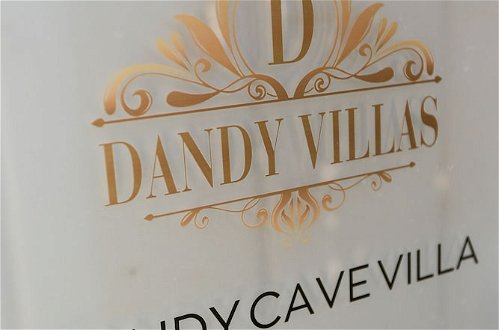 Foto 31 - Dandy Cave Villa-Private Luxurious Waterfall Pool - Hot Tub