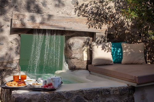 Foto 29 - Dandy Cave Villa-Private Luxurious Waterfall Pool - Hot Tub